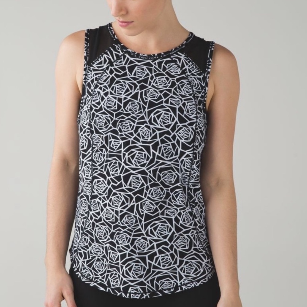 Lululemon Sculpt Mesh Open Back Posey Floral Print Tank Top Black White Sz 8